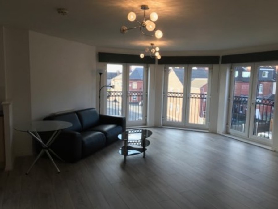 Images for Large 2 Bed city centre Flat Bills Included