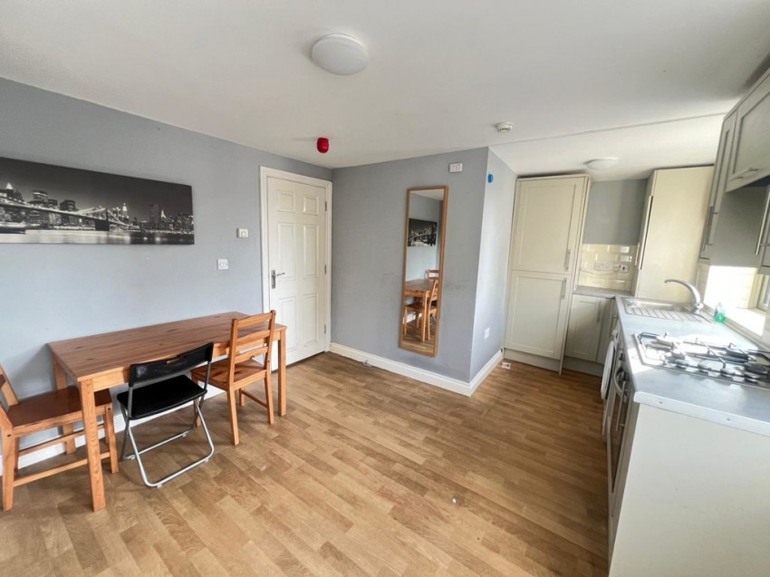 Images for Far Gosford Street, Near Cov In 2 mins walk