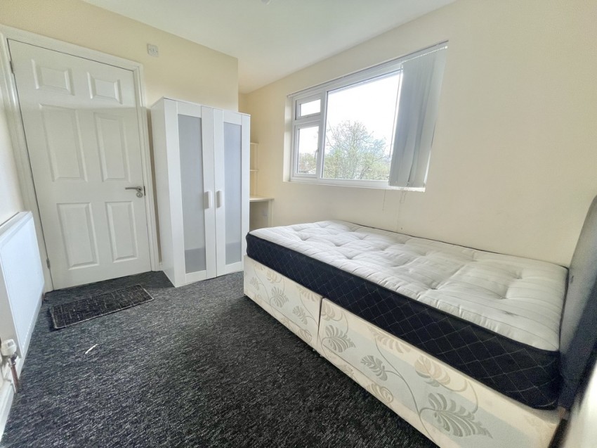 Images for Nice 4 bedroom house near warwick uni