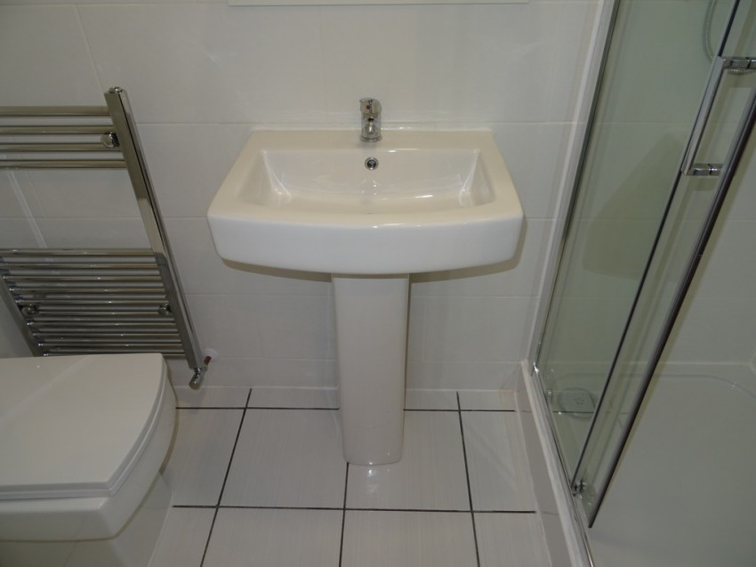 Images for Cosy Ensuite top floor room