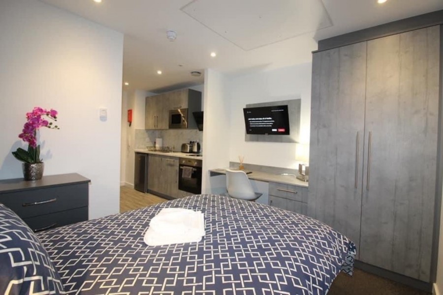 Images for Fantastic Studio Flats Book Today