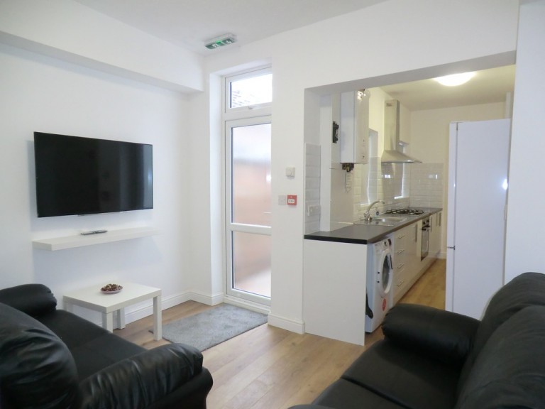 View Full Details for HMO Investment house -By Cov uni