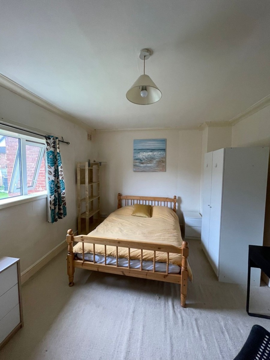 Images for Reduced Book Now 4 bedrooms near Warwick Uni