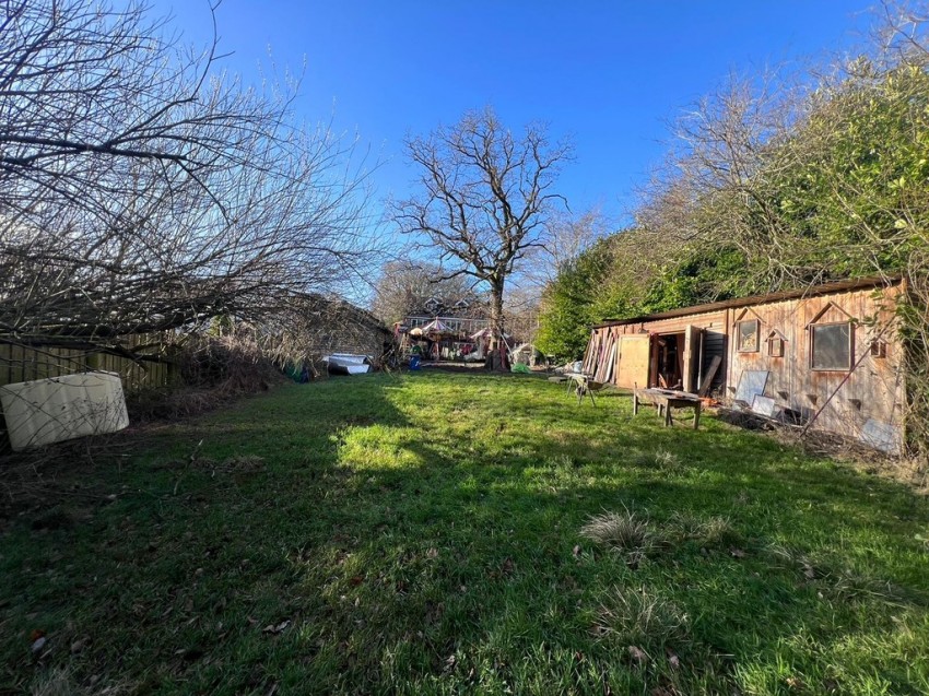 Images for In need of modernisation -Kenilworth