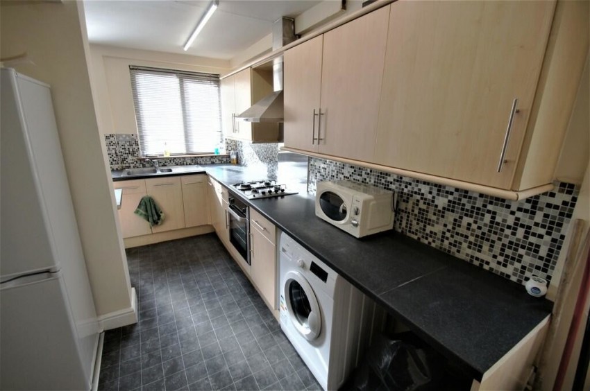 Images for 3 Bedroom City Centre HMO.