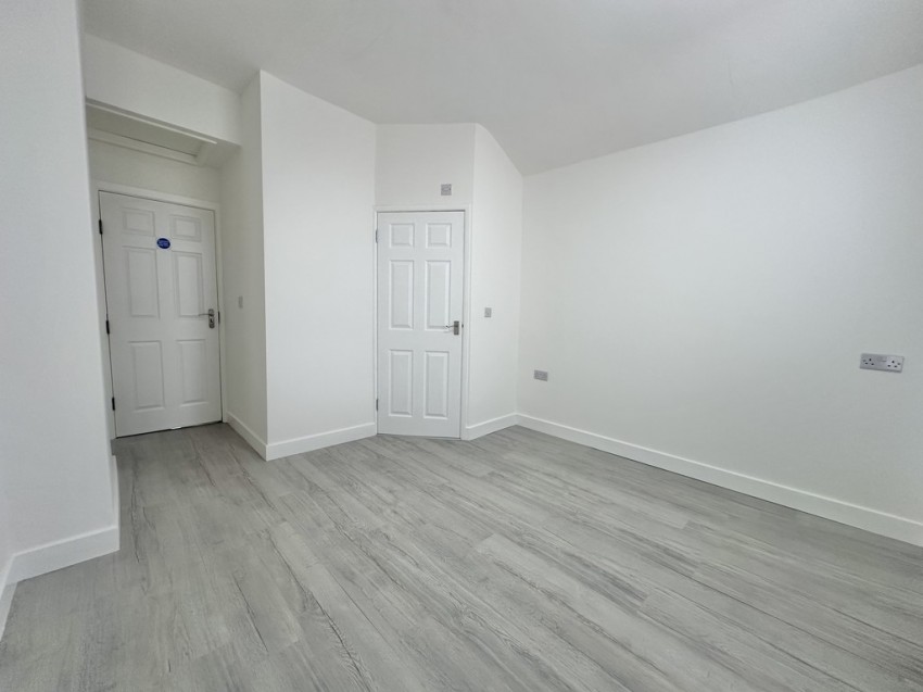 Images for 6 Bedroom Refurbished HMO