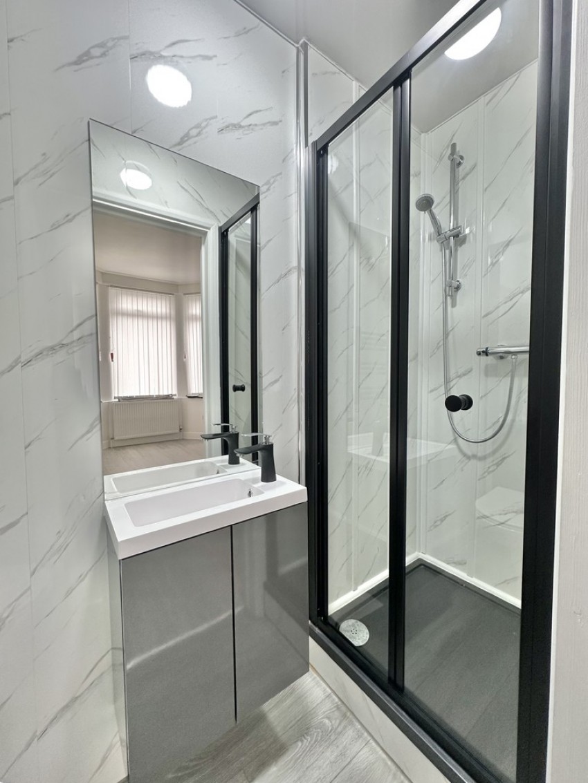 Images for 6 Bedroom Refurbished HMO