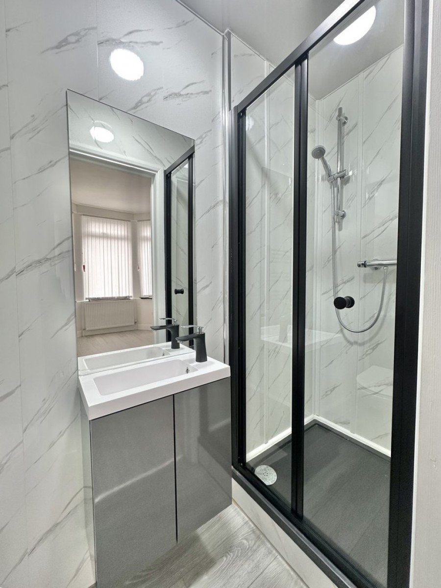 Images for 6 Bedroom Refurbished HMO