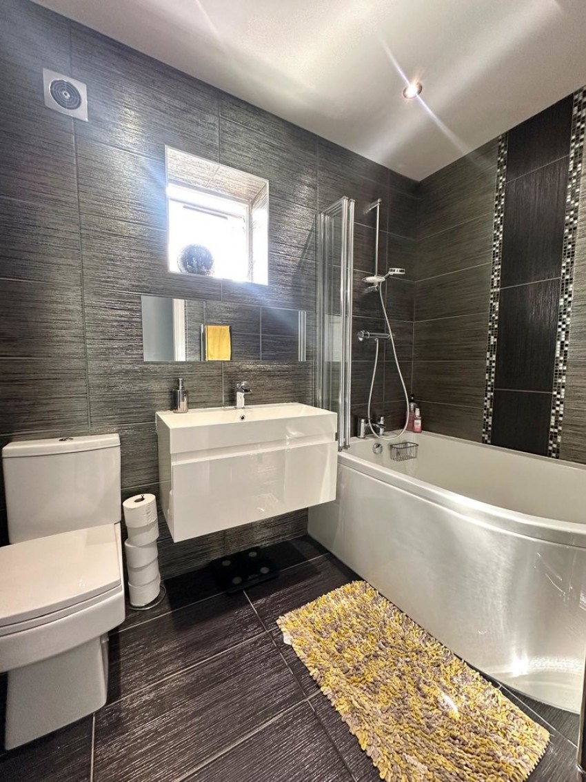 Images for Grasmere Avenue, Finham School Catchment area