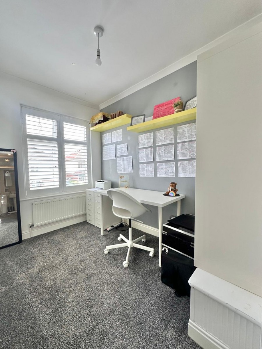 Images for Grasmere Avenue, Finham School Catchment area