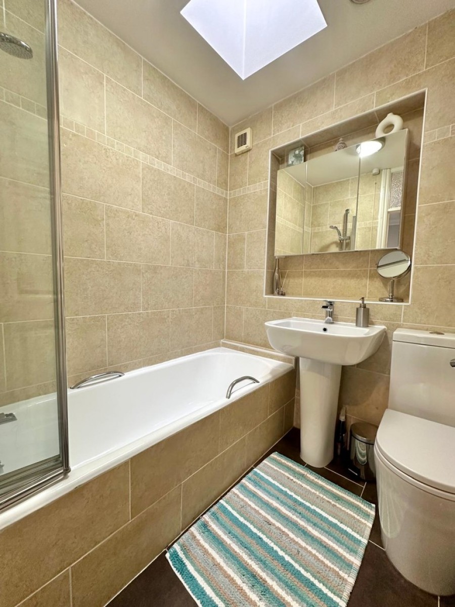 Images for Grasmere Avenue, Finham School Catchment area