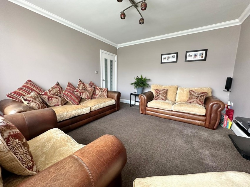 Images for Grasmere Avenue, Finham School Catchment area