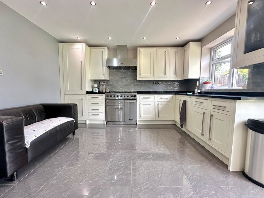 Images for Grasmere Avenue, Finham School Catchment area