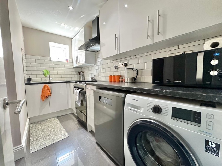 Images for Grasmere Avenue, Finham School Catchment area