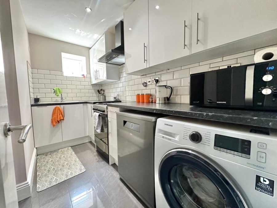 Images for Grasmere Avenue, Finham School Catchment area