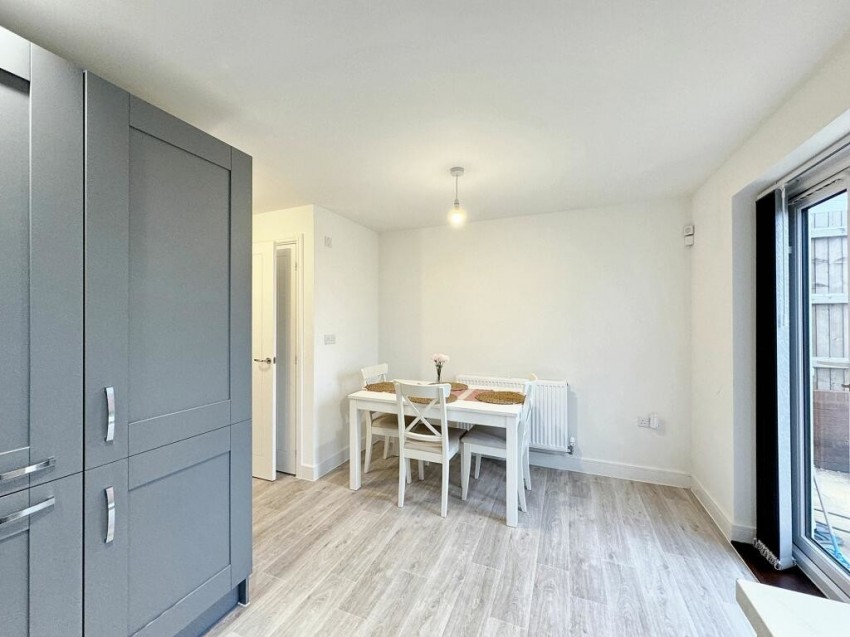 Images for Viewings Available 7 days a week