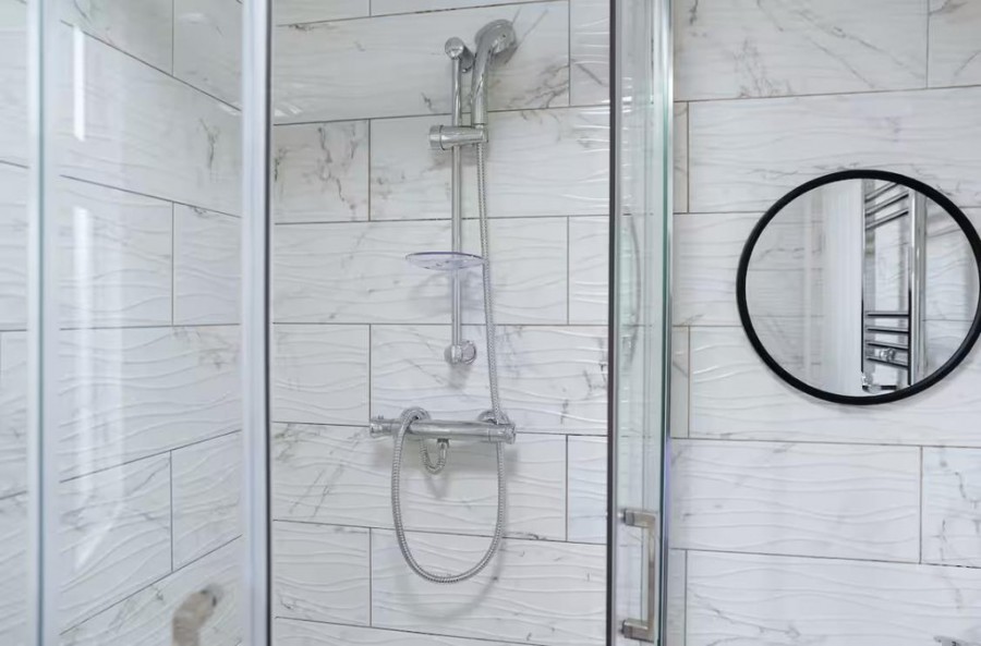 Images for Ensuite rooms in CV2