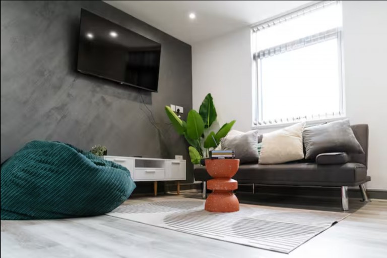 View Full Details for High SPEC-Studio flats Earlsdon