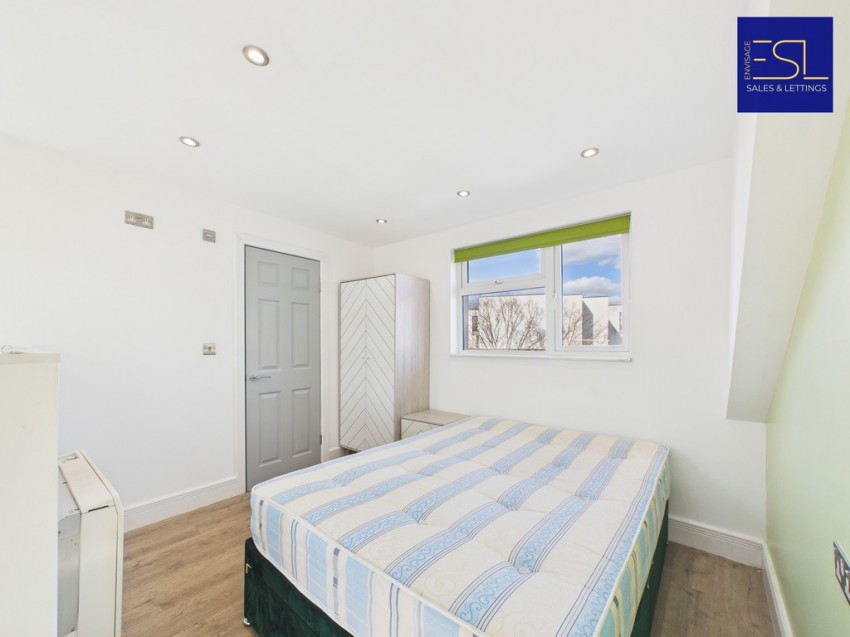 Images for Newly Refurbished Turnkey Investment