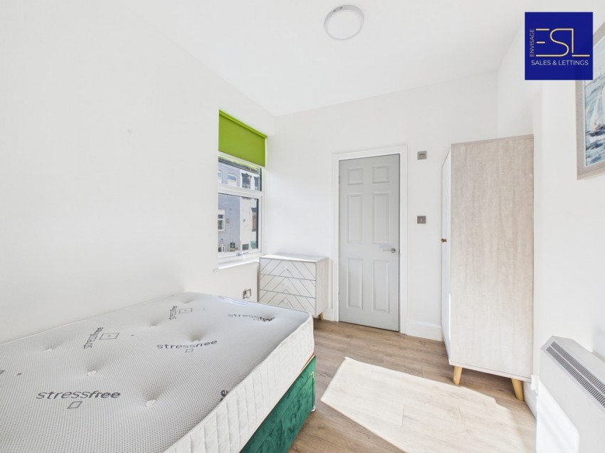 Images for Newly Refurbished Turnkey Investment