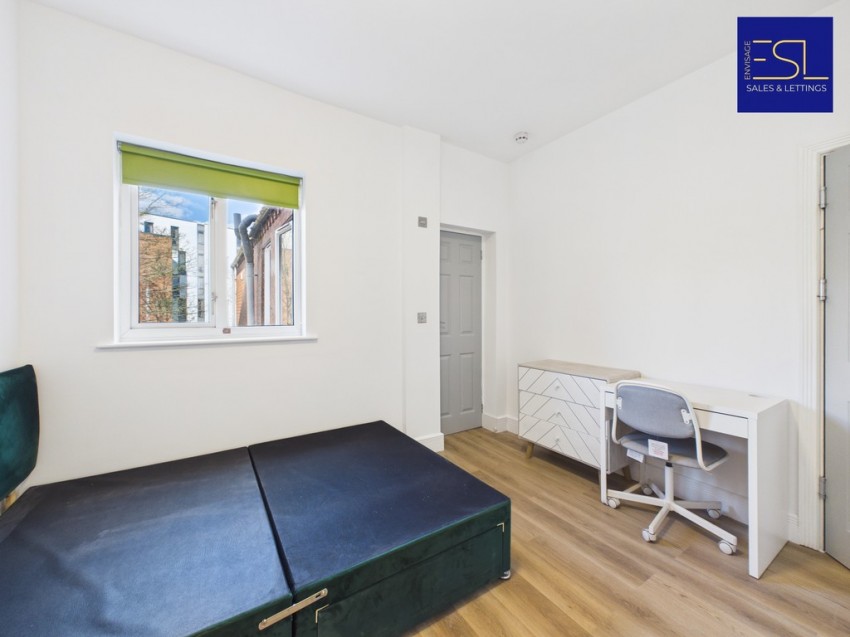 Images for Newly Refurbished Turnkey Investment